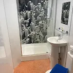 The Town House Гостевой дом 3*