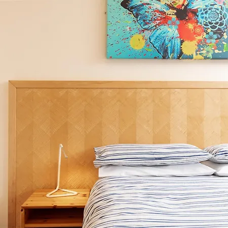 The Town House 3*