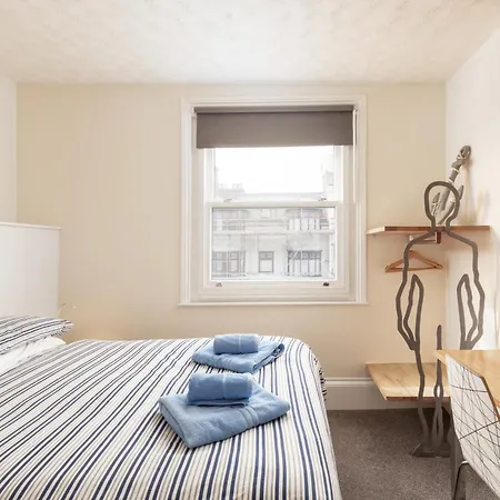 The Town House Guest house