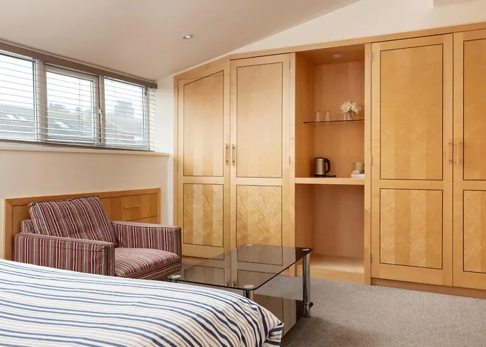 ゲストハウス The Town House ウィットビー